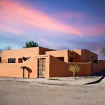 Villa The Nicho House 4bd Ultra Modern Adobe Near Plaza