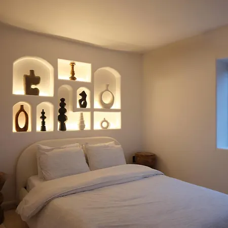 The Nicho House 4bd Ultra Modern Adobe Near Plaza